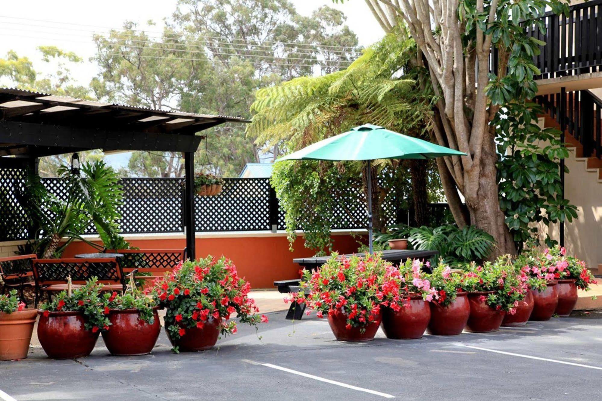 Halfway Motel Eden Exterior photo